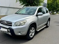 Silber Gebraucht 2008 Toyota RAV4 Executive SUV | 7.900 € (Guter Preis)