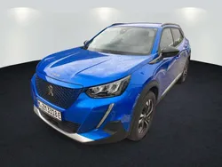 Blau/typ aussenverkleidung metallic drei schichten perlmutt Gebraucht 2023 Peugeot e-2008 Allure SUV | 18.990 € (Superpreis)