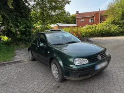 Grün Gebraucht 2000 VW Golf IV Limousine | 400 € (Superpreis)