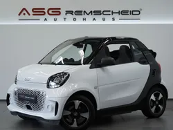 Weiß Gebraucht 2020 Smart ForTwo Electric Drive Passion Cabrio | 12.900 € (Fairer Preis)