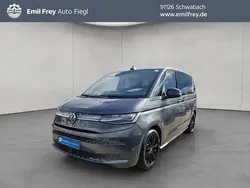 Indium gray metallic Gebraucht 2023 VW Multivan Life Kombi | 62.970 €