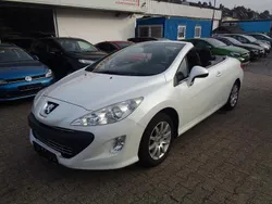 Weiß Gebraucht 2010 Peugeot 308 CC Tendance Cabrio | 4.450 € (Fairer Preis)