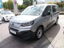 Grau Neu 2025 Fiat Doblò Van / Kleinbus | 29.980 € (Teuer)
