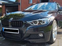 Schwarz Gebraucht 2015 BMW 320 M Sport Kombi | 12.399 € (Fairer Preis)