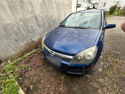 Blau Gebraucht 2004 Opel Astra Kombi | 500 € (Superpreis)