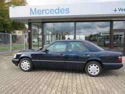 Gebraucht 1994 Mercedes E280 Limousine | 19.900 €