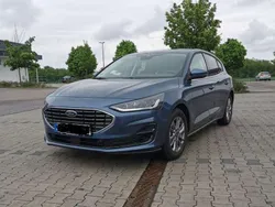 Blau Gebraucht 2023 Ford Focus Titanium Limousine | 22.990 € (Superpreis)