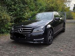 Schwarz Gebraucht 2014 Mercedes C220 Limousine | 12.000 € (Superpreis)