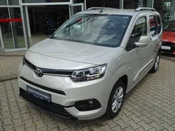 Sandbeige Gebraucht 2020 Toyota Proace City Van | 19.850 € (Etwas zu teuer)
