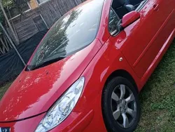 Rot Gebraucht 2007 Peugeot 307 CC Cabrio | 5.800 € (Teuer)