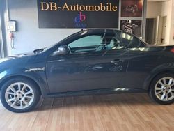 Blau Gebraucht 2007 Opel Tigra Basis Cabrio | 2.499 €