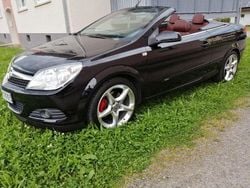 Schwarz Gebraucht 2010 Opel Astra Cabriolet Cabrio | 7.800 €
