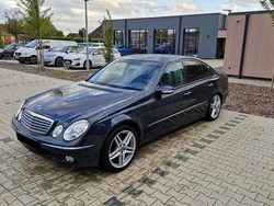 Schwarz Gebraucht 2002 Mercedes E320 Elegance Limousine | 9.900 €