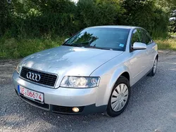 Silber Gebraucht 2001 Audi A4 Limousine | 1.180 € (Guter Preis)