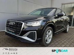 Mythosschwarz Gebraucht 2024 Audi Q2 S-Line SUV | 22.890 € (Guter Preis)