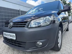 Schwarz Gebraucht 2012 VW Caddy Maxi Van / Kleinbus | 10.900 € (Fairer Preis)