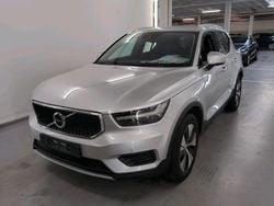 Bright silver metallic / metal Gebraucht 2020 Volvo XC40 Momentum SUV | 18.981 € (Guter Preis)