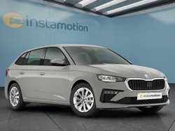 Blau Neu 2025 Skoda Scala Kleinwagen | 22.499 € (Fairer Preis)