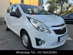 Weiß Gebraucht 2013 Chevrolet Spark LS Kleinwagen | 2.999 € (Guter Preis)