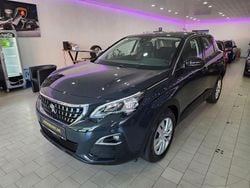 Grau Gebraucht 2017 Peugeot 3008 Active SUV | 14.990 € (Guter Preis)
