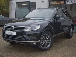 Schwarz Gebraucht 2018 VW Touareg SUV | 27.499 € (Teuer)