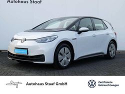 Gletscherweiß metallic schwarz Gebraucht 2021 VW ID.3 Pro Performance Kleinwagen | 20.990 € (Fairer Preis)