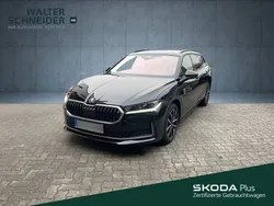 Ebony schwarz metallic met. Gebraucht 2024 Skoda Superb Selection Kombi | 34.990 € (Guter Preis)
