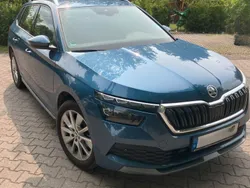 Blau Gebraucht 2021 Skoda Kamiq Style SUV | 20.550 € (Fairer Preis)