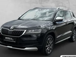 Schwarz Gebraucht 2020 Skoda Karoq Scout 4x4 SUV | 25.990 € (Fairer Preis)