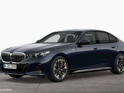 Schwarz Gebraucht 2024 BMW 520 Shadowline Limousine | 52.900 € (Fairer Preis)