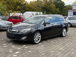 Schwarz Gebraucht 2012 Opel Astra Sport Kombi | 3.300 € (Guter Preis)