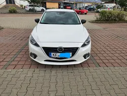 Weiß Gebraucht 2013 Mazda 3 Sports-Line Limousine | 11.000 € (Etwas zu teuer)