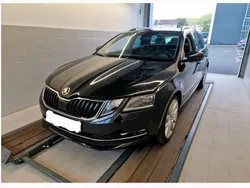 Schwarz Gebraucht 2017 Skoda Octavia Style Kombi | 16.500 € (Fairer Preis)