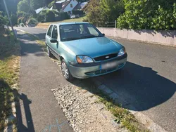 Andere außenfarben Gebraucht 2001 Ford Fiesta Kleinwagen | 1.449 € (Fairer Preis)