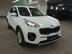 Weiß Gebraucht 2017 Kia Sportage Vision SUV | 12.690 € (Fairer Preis)