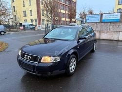 Blau Gebraucht 2001 Audi A4 Kombi | 1.200 € (Superpreis)