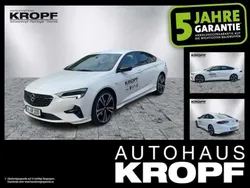 Weiß Gebraucht 2023 Opel Insignia Limousine | 38.880 €