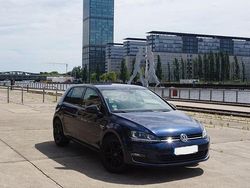 Blau Gebraucht 2015 VW Golf VII Comfortline Limousine | 12.999 € (Fairer Preis)