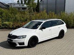 Weiß Gebraucht 2014 Skoda Octavia vRS Kombi | 8.200 € (Guter Preis)
