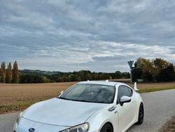 Weiß Gebraucht 2014 Subaru BRZ Coupé | 18.500 €