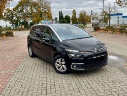 Schwarz Gebraucht 2017 Citroën C4 Picasso PureTech Van / Kleinbus | 9.200 € (Fairer Preis)