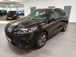 Obsidianschwarz metallic Gebraucht 2020 Ford Kuga ST-Line X SUV | 21.950 € (Guter Preis)