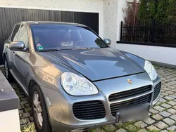 Silber Gebraucht 2006 Porsche Cayenne Turbo SUV | 6.900 €