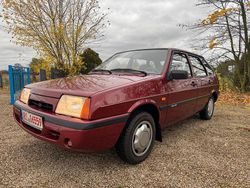 Rot Gebraucht 1998 Lada 2109 Limousine | 3.200 €