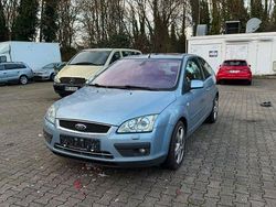 Blau Gebraucht 2005 Ford Focus Coupé | 1.700 € (Superpreis)