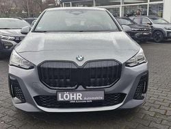 Skyscraper grau metallic Gebraucht 2022 BMW 223 Active Tourer M Sport Van / Kleinbus | 28.492 € (Superpreis)