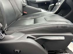 Grau metallic Gebraucht 2017 Volvo XC60 Summum SUV | 21.020 €