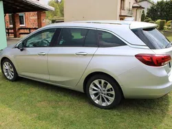 Silber Gebraucht 2017 Opel Astra Innovation Kombi | 10.450 € (Teuer)