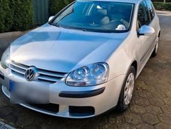 Silber Gebraucht 2006 VW Golf V Trendline Limousine | 1.800 € (Superpreis)