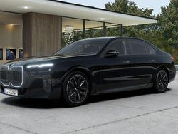 Schwarz Gebraucht 2025 BMW 740 Sport Line Limousine | 111.111 €